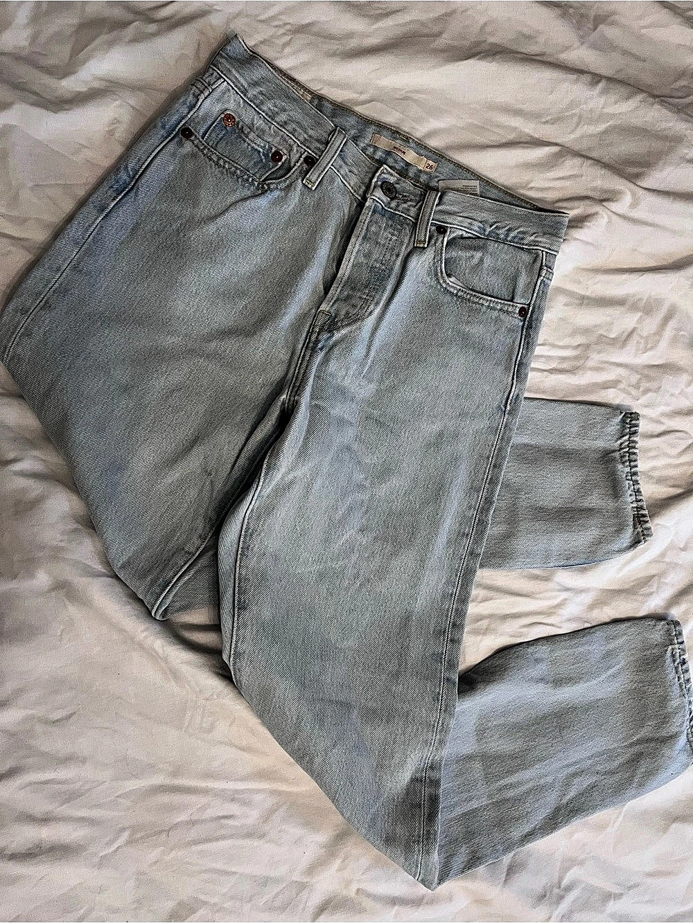 Levi's Wedgie Straight Ankle Jeans in Blue